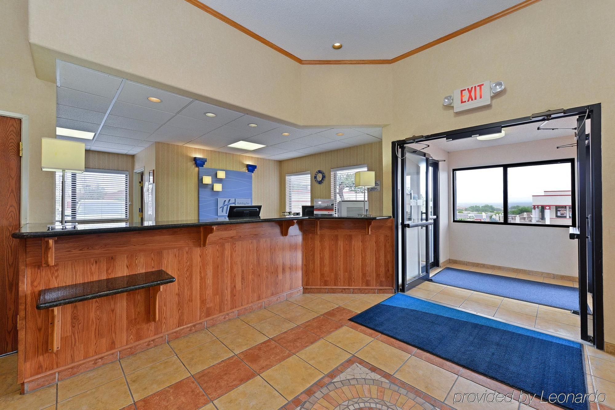 Vagabond Inn Executive Green Valley Esterno foto