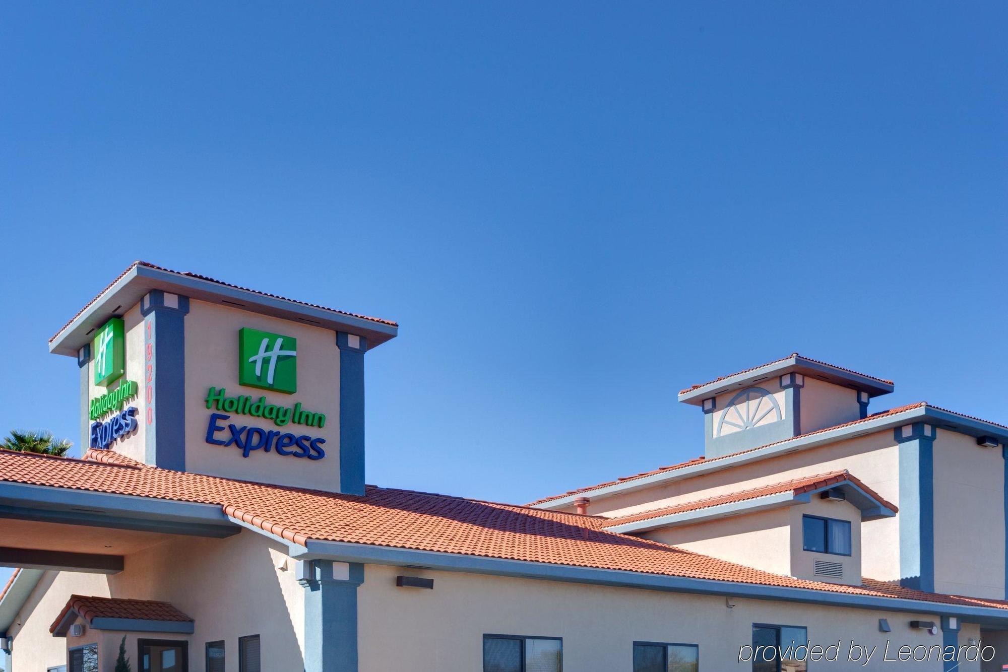 Vagabond Inn Executive Green Valley Esterno foto