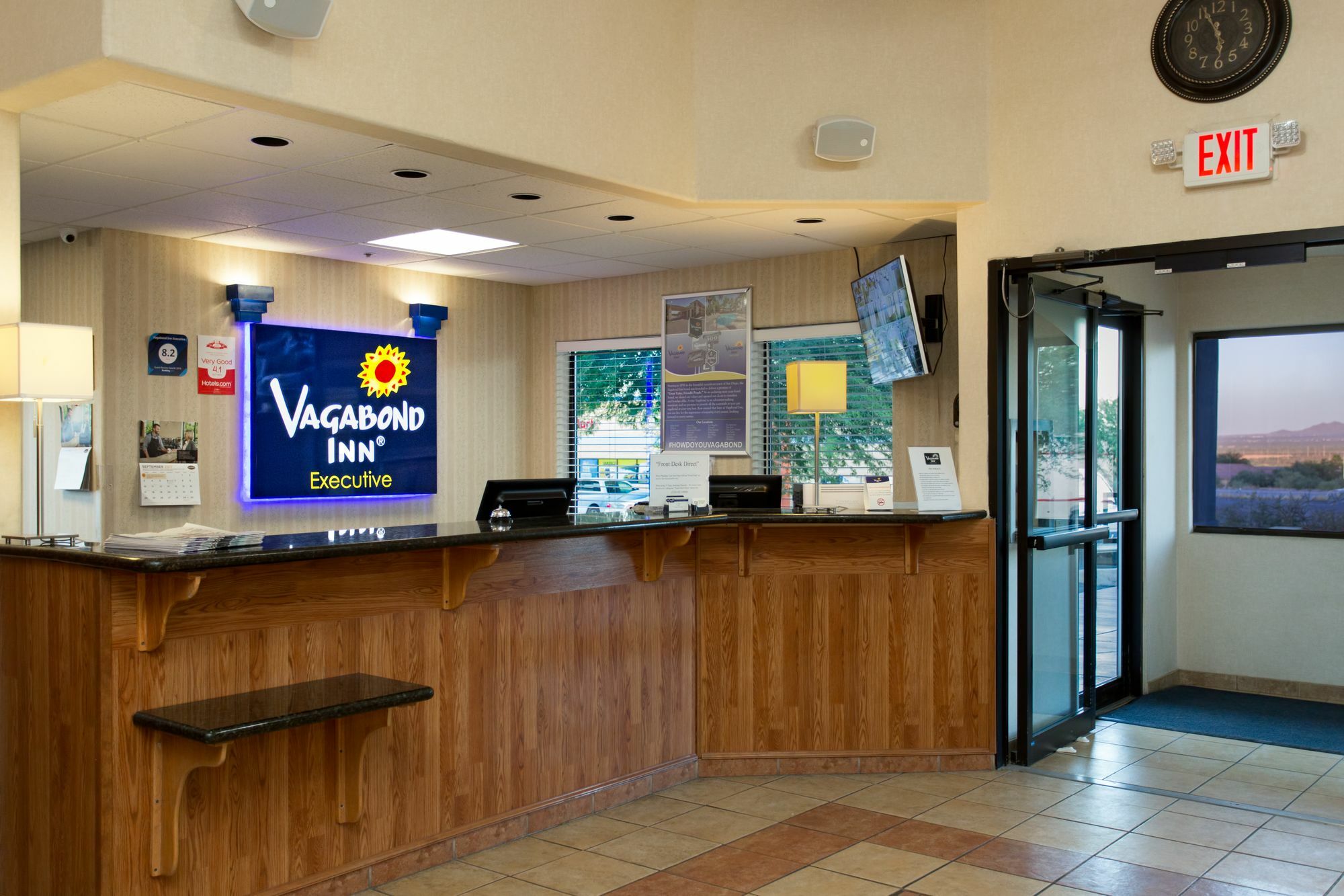 Vagabond Inn Executive Green Valley Esterno foto